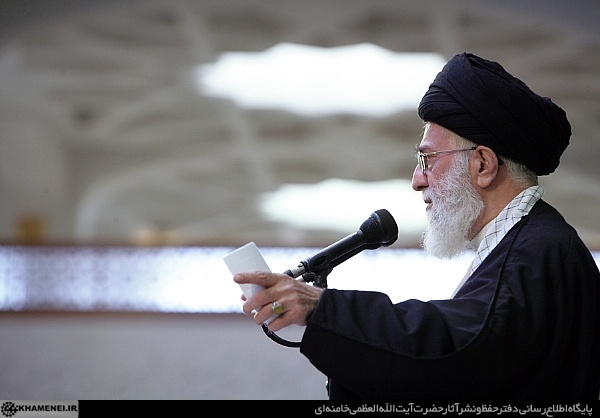 http://farsi.khamenei.ir/ndata/news/10346/C/13890729_1210346.jpg