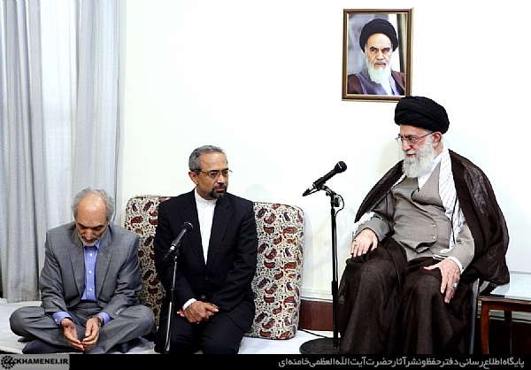 http://farsi.khamenei.ir/ndata/news/12903/C/13900421_0112903.jpg