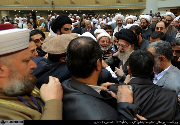http://farsi.khamenei.ir/ndata/news/22412/C/13920209_2622412.jpg