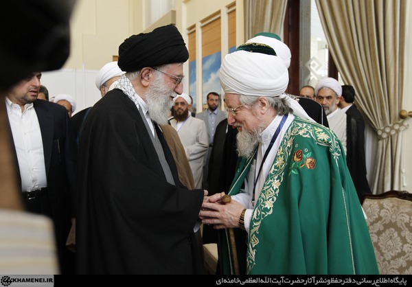 http://farsi.khamenei.ir/ndata/news/22413/C/13920209_0222413.jpg