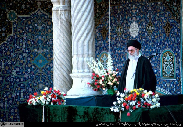 http://farsi.khamenei.ir/ndata/news/23921/C/13790714_1423921.jpg