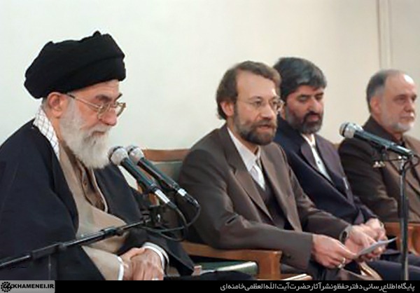 http://farsi.khamenei.ir/ndata/news/25124/C/13821218_0325124.jpg
