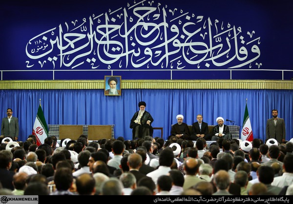 http://farsi.khamenei.ir/ndata/news/27113/C/13930507_2827113.jpg