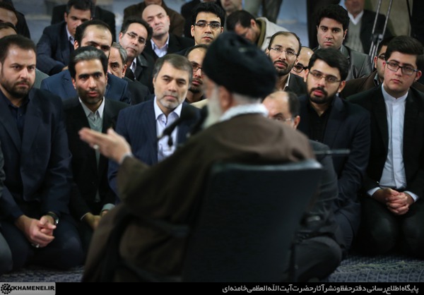 http://farsi.khamenei.ir/ndata/news/28823/C/13931111_15028823.jpg