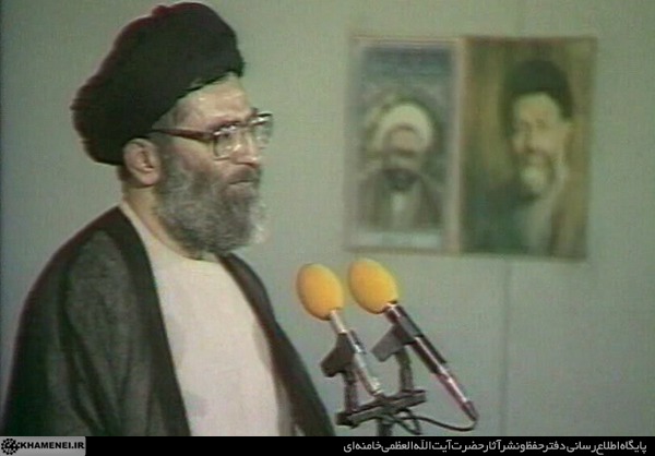 http://farsi.khamenei.ir/ndata/news/29505/C/13940208_1029505.jpg