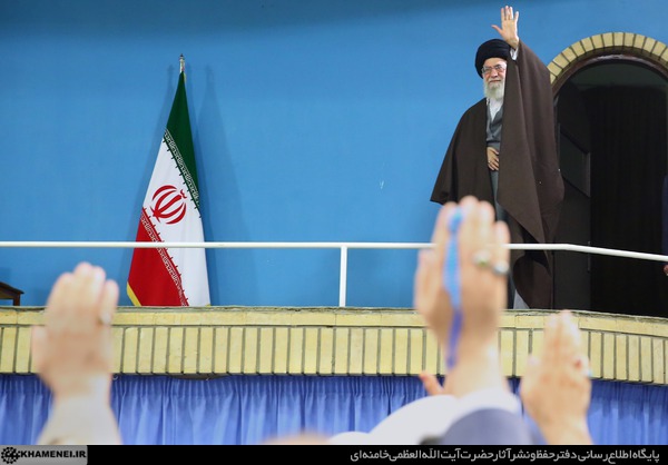 http://farsi.khamenei.ir/ndata/news/31885/C/13941019_2231885.jpg