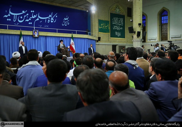 http://farsi.khamenei.ir/ndata/news/32956/C/13950213_2232956.jpg