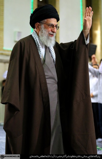 http://farsi.khamenei.ir/ndata/news/35121/C/13950923_3635121.jpg