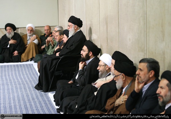 http://farsi.khamenei.ir/ndata/news/35395/C/13951022_0235395.jpg