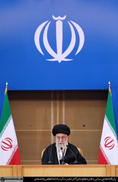 http://farsi.khamenei.ir/ndata/news/35734/C/13951203_2735734.jpg