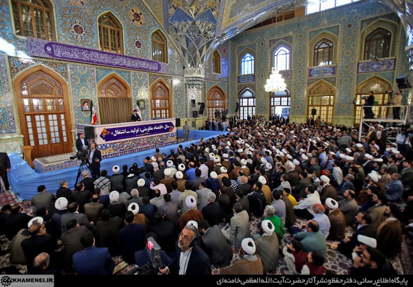 http://farsi.khamenei.ir/ndata/news/36081/C/13960101_1336081.jpg