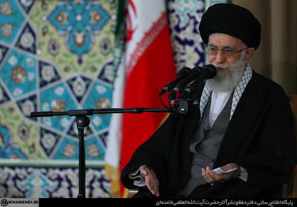 http://farsi.khamenei.ir/ndata/news/36081/C/13960101_9136081.jpg