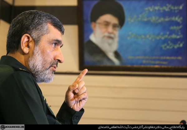 http://farsi.khamenei.ir/ndata/news/36949/C/13960402_1036949.jpg