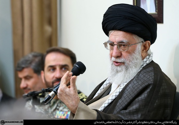 http://farsi.khamenei.ir/ndata/news/37591/C/13960612_0437591.jpg