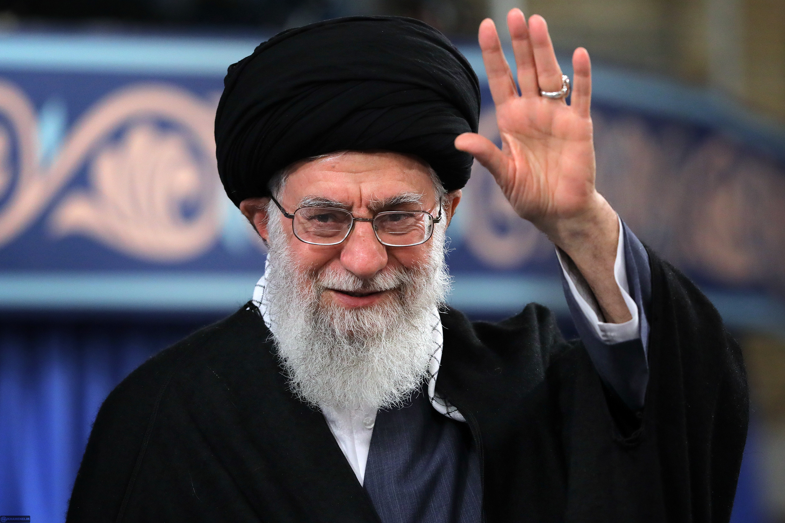 http://farsi.khamenei.ir/ndata/news/38958/B/13961129_0938958.jpg