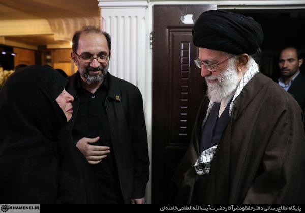 http://farsi.khamenei.ir/ndata/news/39131/C/13961215_0239131.jpg