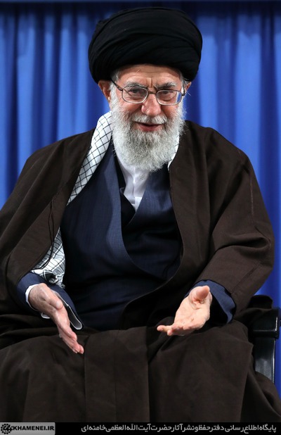 http://farsi.khamenei.ir/ndata/news/39133/C/13961217_0939133.jpg