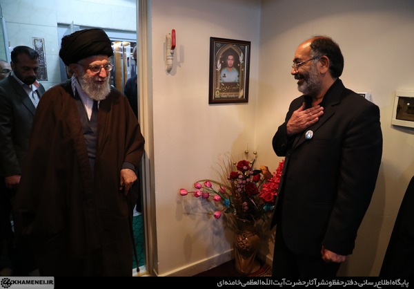 http://farsi.khamenei.ir/ndata/news/39144/C/13961216_0139144.jpg