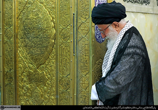 http://farsi.khamenei.ir/ndata/news/40231/C/13970518_0140231.jpg