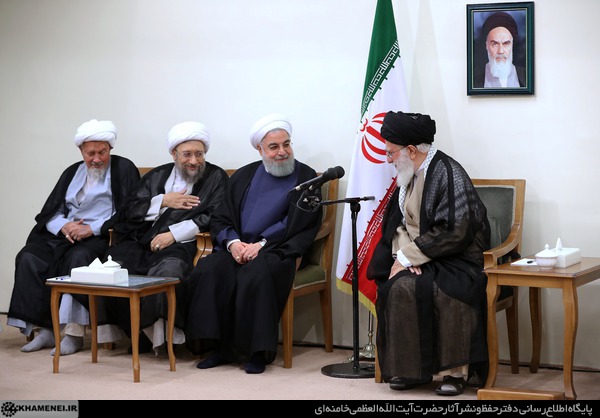 http://farsi.khamenei.ir/ndata/news/40411/C/13970615_1140411.jpg