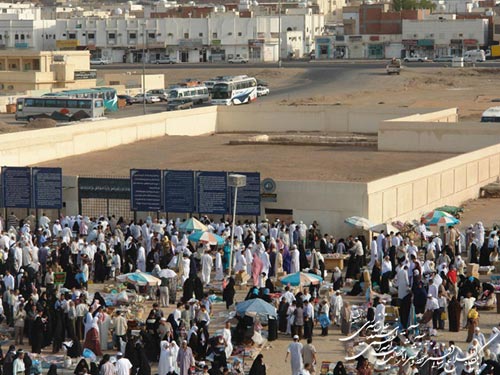 قبرستان احد