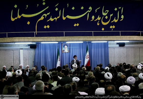 https://farsi.khamenei.ir/ndata/news/16886/C/13900516_0916886.jpg