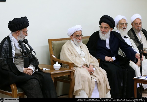 http://farsi.khamenei.ir/ndata/news/33188/C/13950306_4733188.jpg