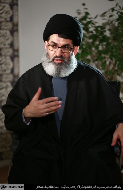 https://farsi.khamenei.ir/ndata/news/34986/C/13950903_2734986.jpg